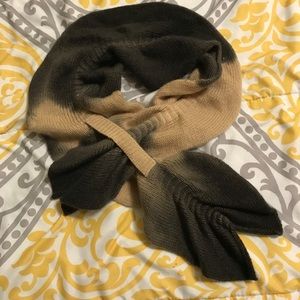 Cashmere scarf